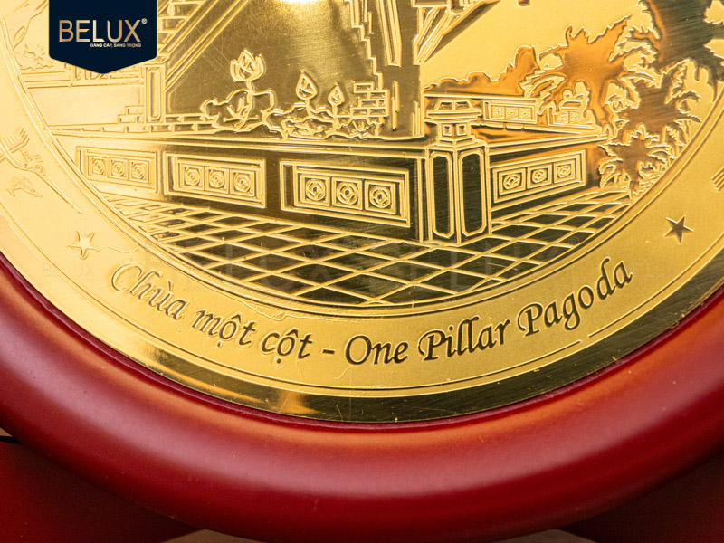 Mặt đĩa ăn mòn Chùa Một Cột bằng đồng